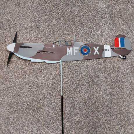 Spitfire Stake 500cm Painted